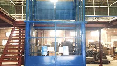 升降機高空作業時按鈕失控怎么辦