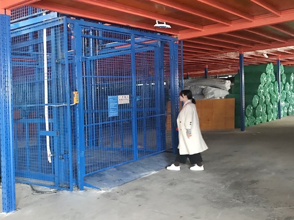 導軌式升降貨梯是怎樣使用的