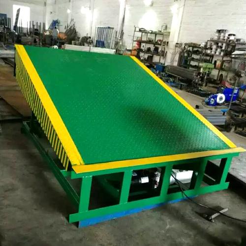 固定式登車橋(調節板）