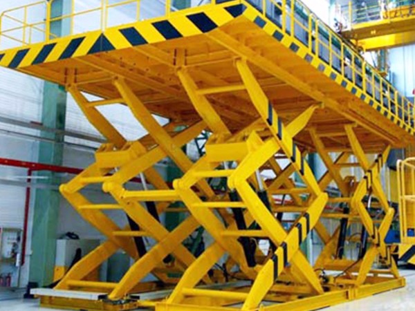 怎樣安全地操作移動式升降平臺？