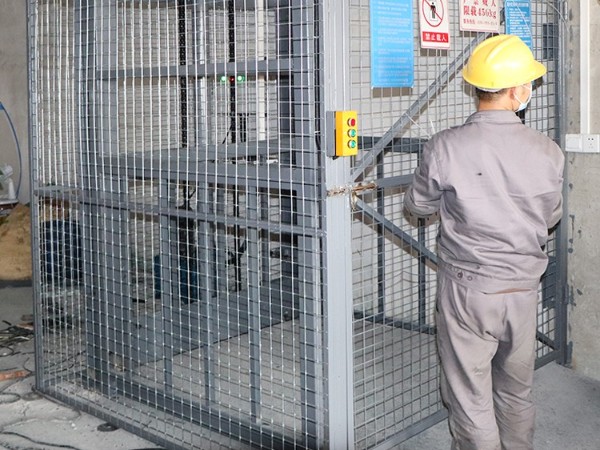 影響導軌式佛山升降機升降速度的因素有哪些？